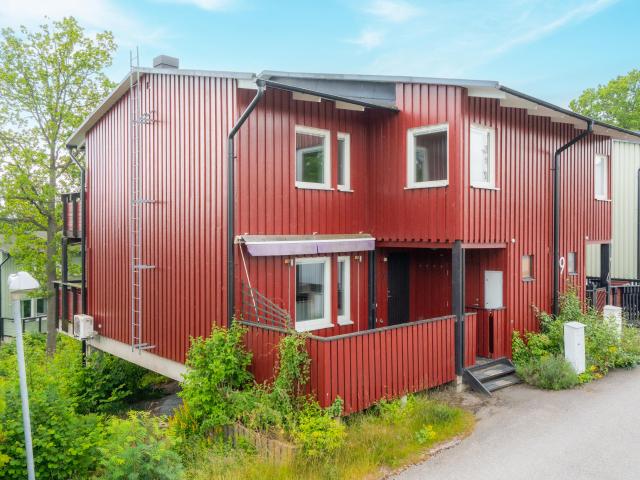 Sjöbackestigen 7
