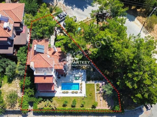 Soğucak Alinda Evlerinde Muhteşem Deniz Manzaralı Müstakil Villa
