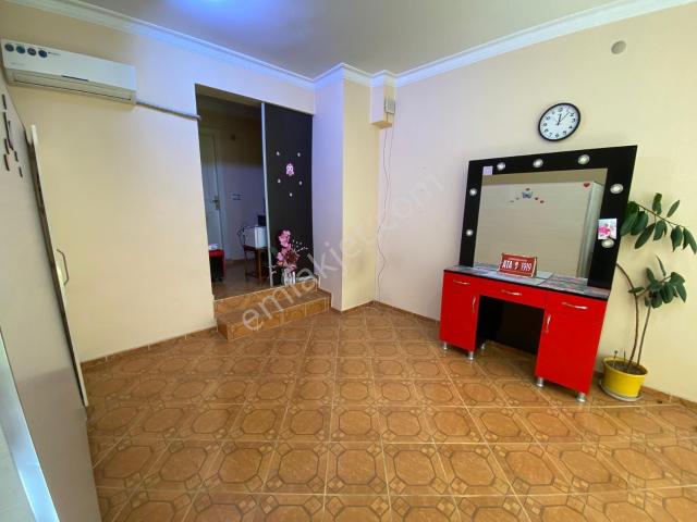 Soğukkuyu Merkezde Kiralık 29 M² Dükkan