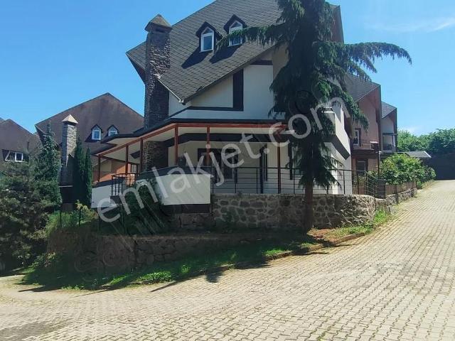 Soğuksu Koruköy Villalarında Satılık Tamamen Yenilenmiş Villa