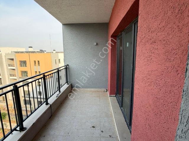 Söğütlü Toki 3+1 Kapalı Mutfak Kiralık Daire