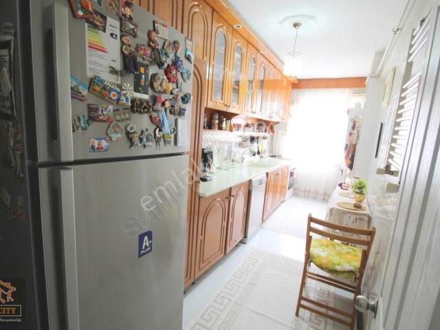 Soğanlıda Fırsat Tek Daire Üzerine 1997 Yapımı 4.kat 3+1 120m2