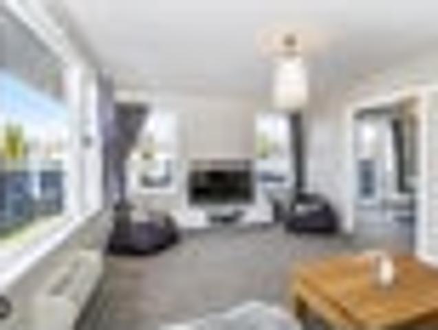 Somerfield, 2 bedrooms, $525 pw