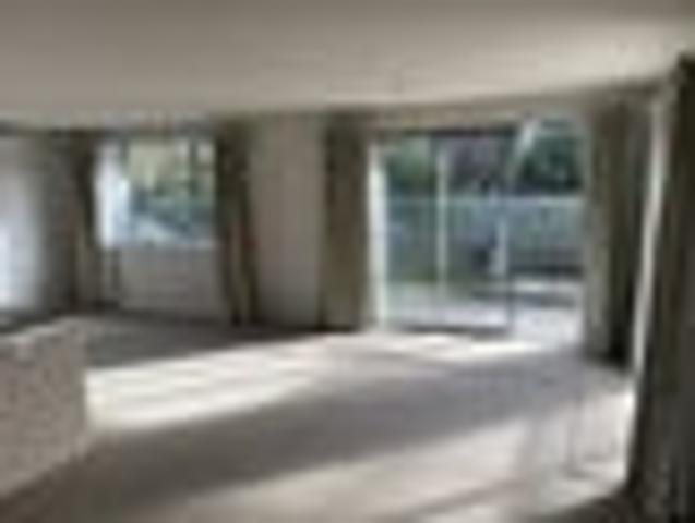 Somerfield, 3 bedrooms, $650 pw