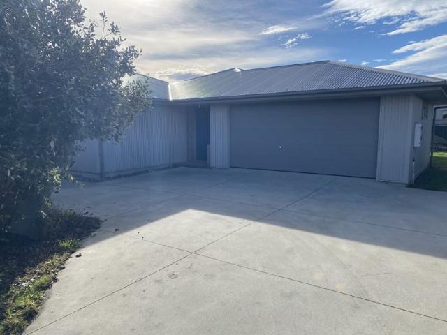 somerfield, 3 bedrooms