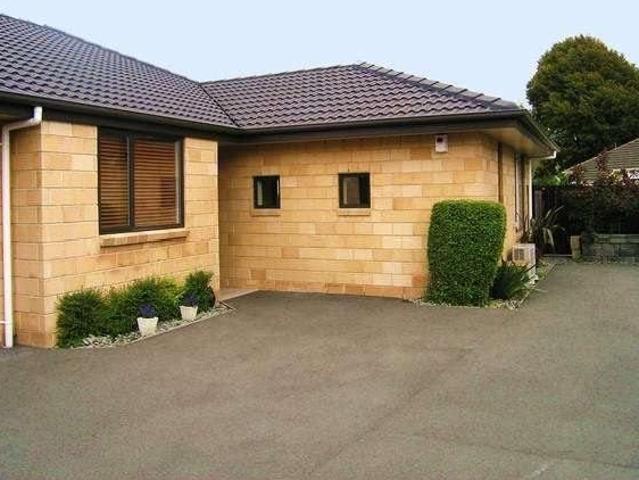 Somerfield, 3 bedrooms