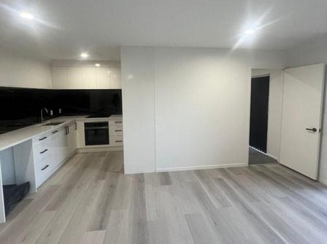 Somerville, 2 bedrooms