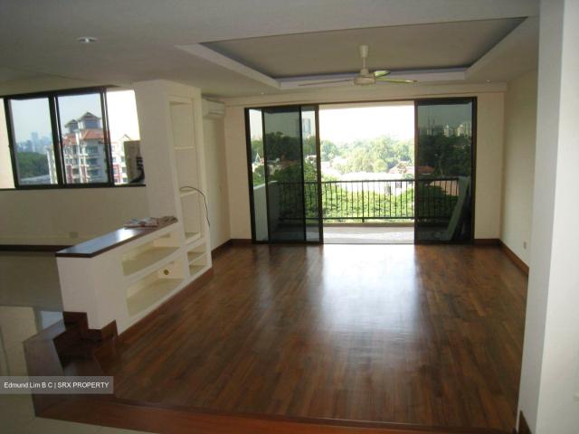 Sommerville Park D10, Condominium