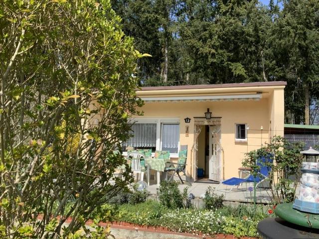 Sommerhaus in Wustrow nur wenige Meter zum Tollensesee