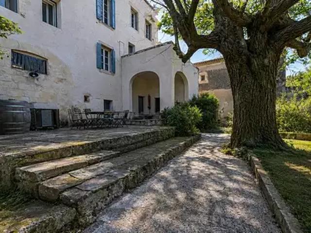 Sommières 30250 Achat / Vente maison 15 pièces t15 piscine jardin
