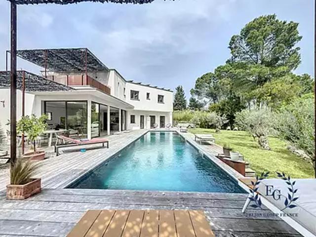 Sommières 30250 Achat / Vente maison 7 pièces t7 piscine