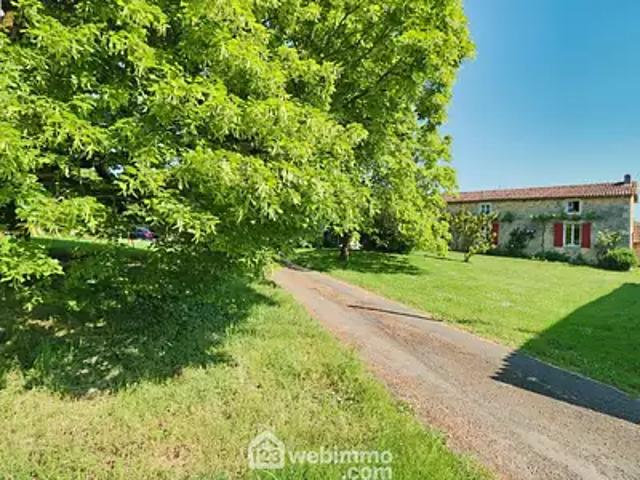 Sommières du Clain 86160 Achat / Vente maison 11 pièces t11 parking