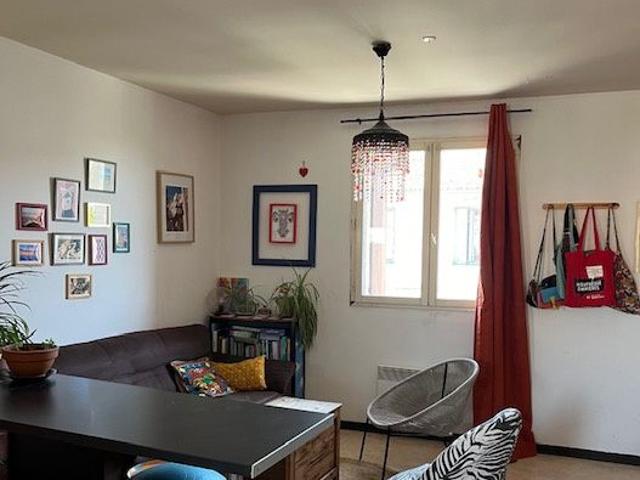 SOMMIERES HORS CENTRE PIETON Appartement T2 de 44,05m² au dernier étage