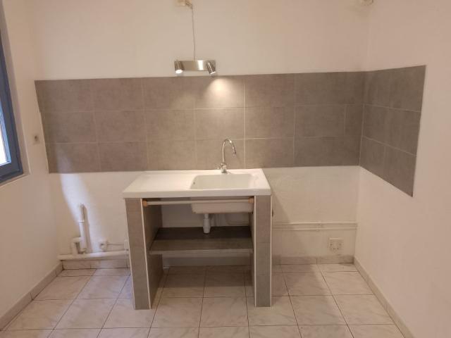 Sommières Location Appartement 30