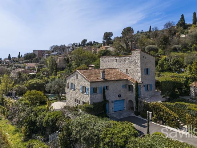 Somptueuse Bastide provençale – Charme intemporel et cadre i. 298m² Vence