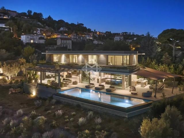 Somptueuse contemporaine vue mer