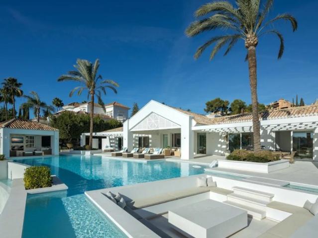 Somptueuse Propriété prestigieuse communauté de La Cerquilla à Nueva Andalucia