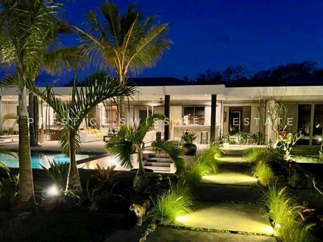 Villa on sale in Grand Baie 431 m² | dreamo. Ch