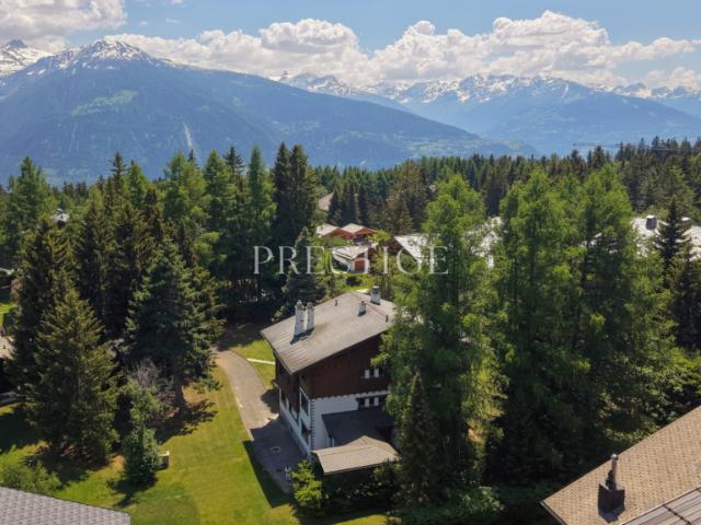 Somptueux duplex 6½ pièces au coeur du quartier Jack Nicklaus Golf