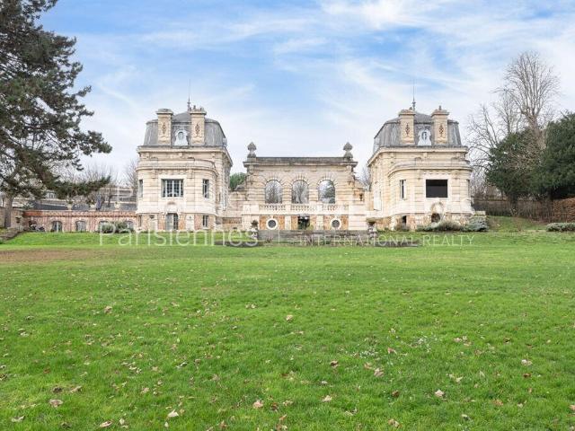 Somptueux pavillons historiques Louveciennes