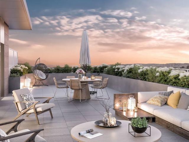 SOMPTUEUX T4 TRAVERSANT EN ATTIQUE TERRASSE 83M2 EXPO SUD/OUEST VUE SUR PARC 4 pièces, 95 m²