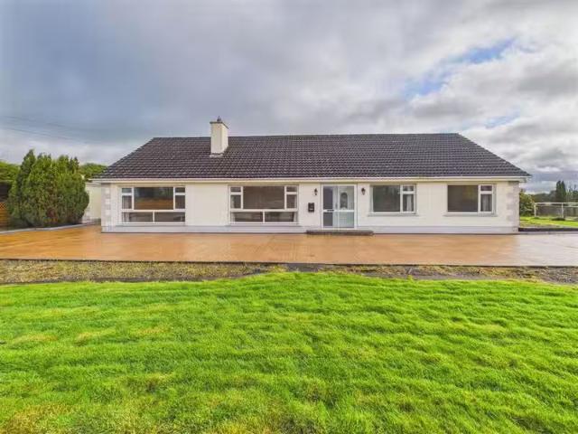 Sonnagh, Ahascragh, Ballinasloe, Co. Galway, H53 FW02