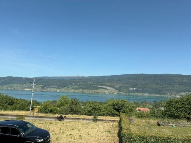 Sonne und Seesicht unweit von Biel