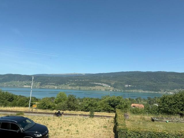 Sonne und Seesicht unweit von Biel