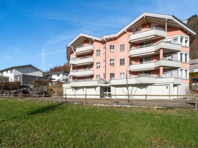 Sonnenverwöhnte Eigentumswohnung in Waldnähe | dreamo. Ch