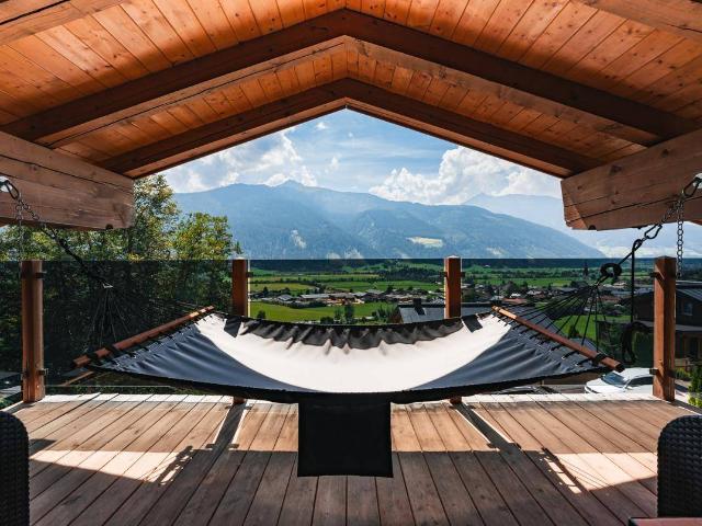 Sonnenoase am Hang Einfamilienhaus mit Einliegerwohnung