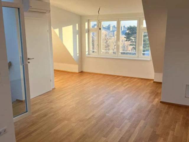 Sonnige, helle 2 Zimmer Wohnung, inkl. Küche und Klimaanlage Nähe Bahnhof Mödling