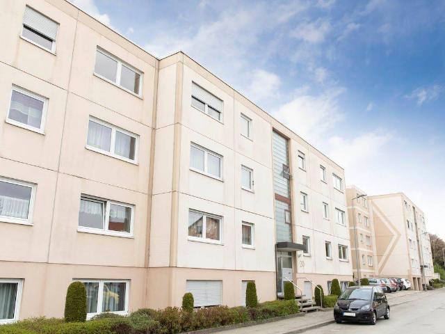 Sonnige 2,5 Zimmer Eigentumswohnung mit toller Terrasse