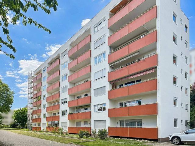 Sonnige 2 Zimmerwohnung mit Weitblick und großem Balkon Ihr neues Zuhause in Hattersheim