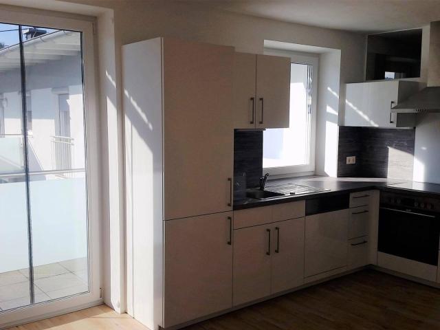 Sonnige 3 Zimmer Wohnung mit Balkon in Zentrumsnähe