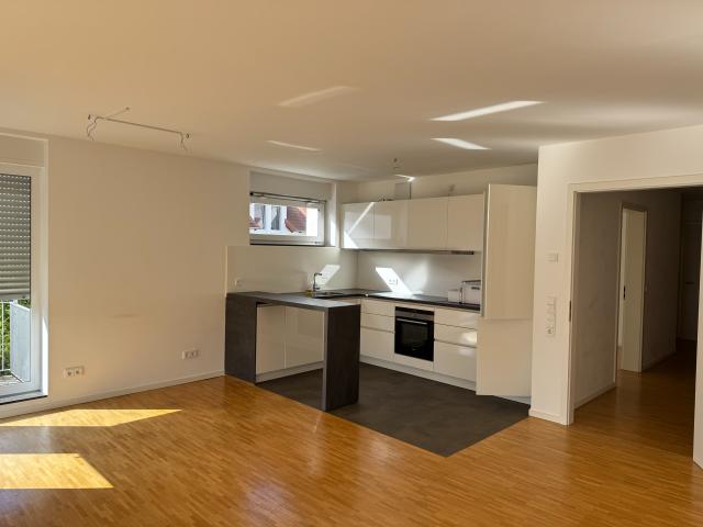 sonnige 3 Zimmer Wohnung mit Süd Balkon