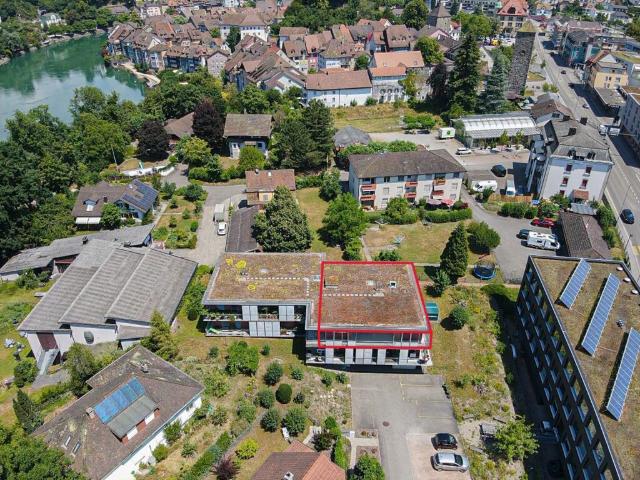 Sonnige 4.5 Zimmer Wohnung mit viel Komfort und Rhein Nähe