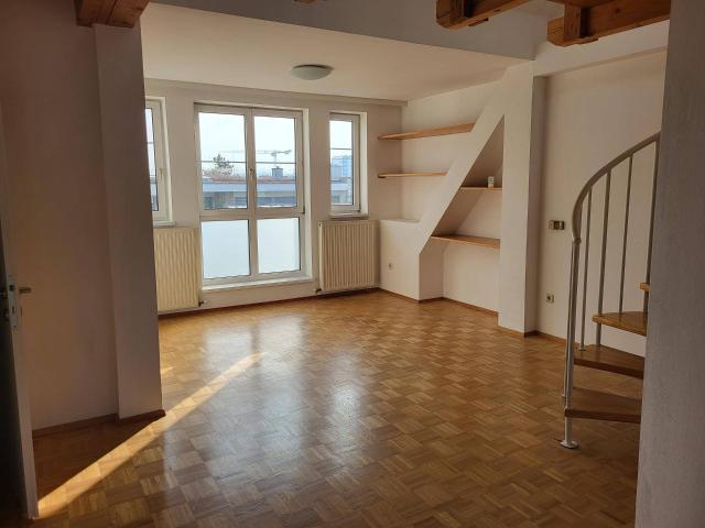 Sonnige 76 m² Maisonette Wohnung in Krankenhausnähe!