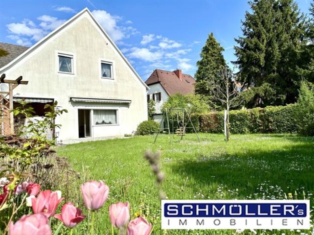 Sonniges Zweifamilienhaus in Ruhelage