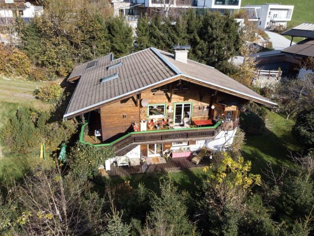 Sonniges Einfamilienhaus mit Bergblick