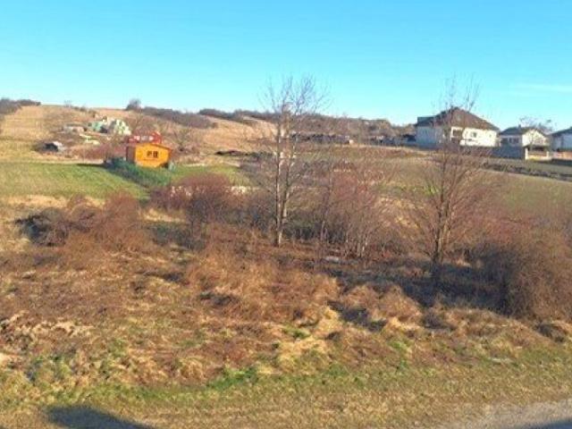 Sonniges Grundstück mit Weitblick – Eckgrundstück!