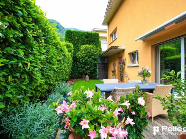 Sonniges Reihenhaus am Waldrand in Arcegno