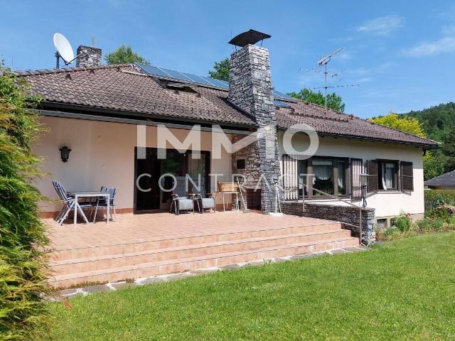 SONNIGER BUNGALOW MIT SWIMMINGPOOL NAHE LKH