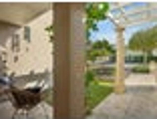 Soak up sun, enjoy views, love the large deck