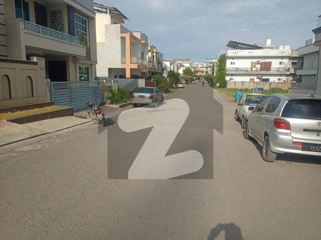 Soan Garden E Block Street No 2 Kanal Plot For Sale
