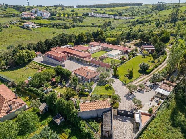 Sobral de Monte Agraço Lisboa 102884227