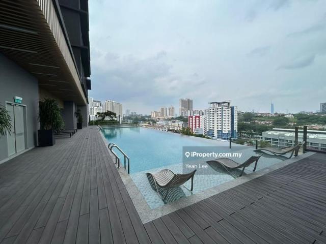 Societe, Desa Sri Hartamas, Sri Hartamas