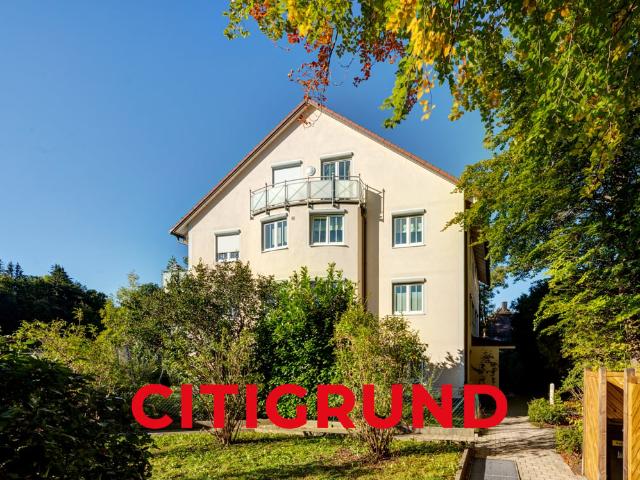 Söcking/Starnberger See Großzügige Familienwohnung mit Haus im Haus Charakter und sonnigem Garten