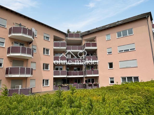 Sofort einziehen: Hochwertig kernsanierte Wohnung mit Balkon & Tiefgarage