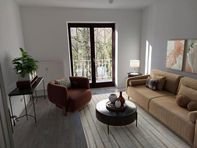 sofort einziehen renovierte 3 Zimmer Wohnung am Park zu verkaufen