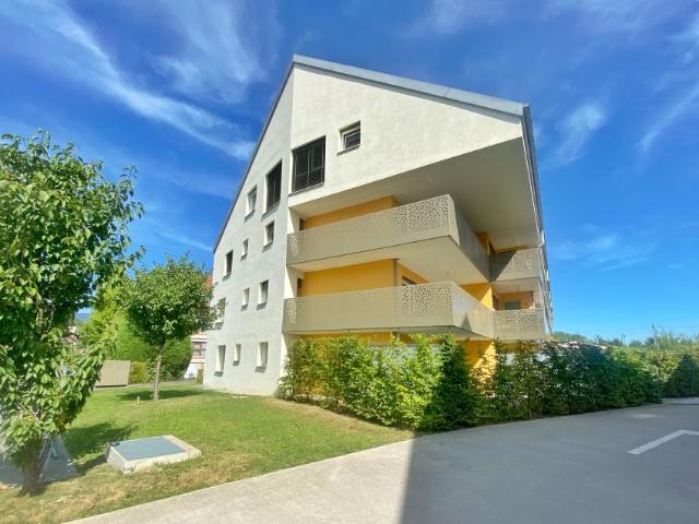 SOFORT VERFÜGBAR, 3 MINUTEN VON DER STADT ENTFERNT